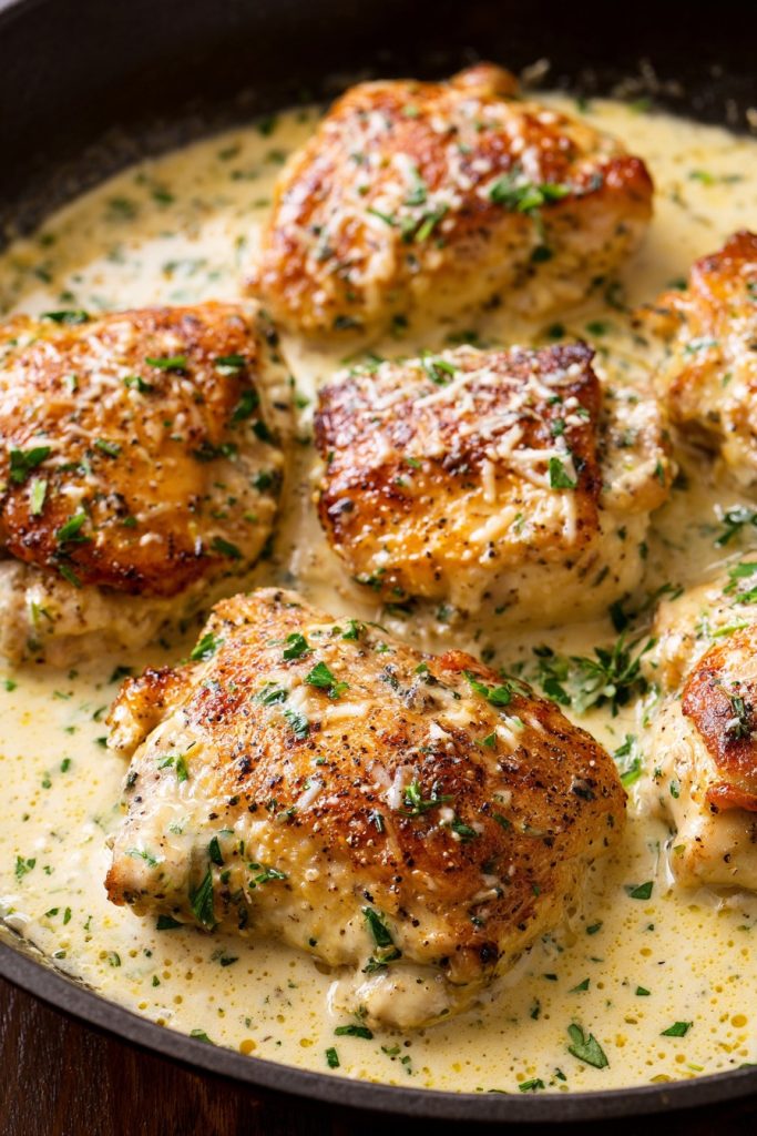 Creamy Garlic Butter Parmesan Chicken: A Decadent Dinner Delight