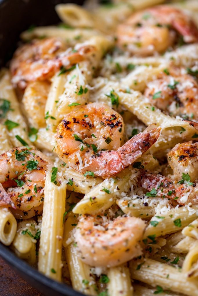 Creamy Shrimp Penne Pasta: A Decadent Dinner Delight