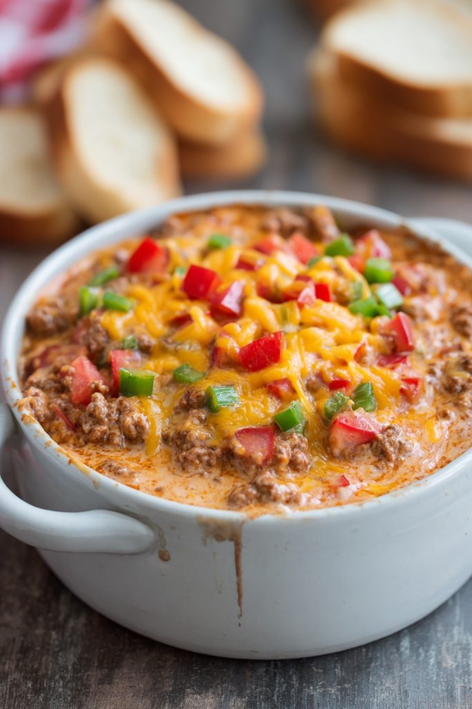 Homemade Chili Cheese Dip: The Ultimate Game Day Snack