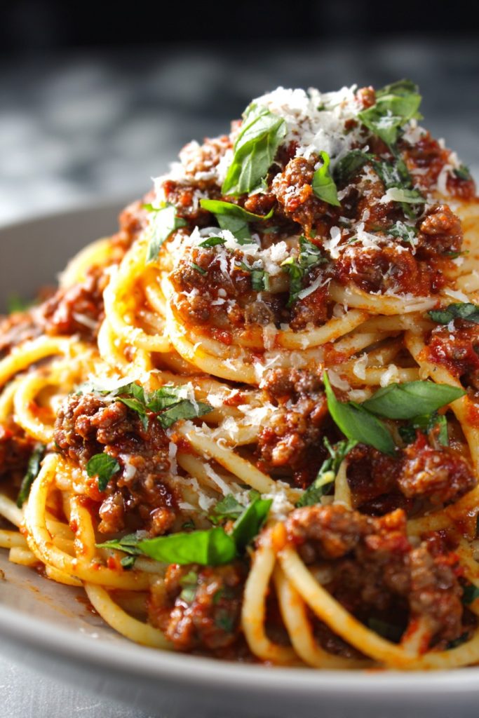 Spaghetti with Meat Sauce: A Classic Comfort Food Twist